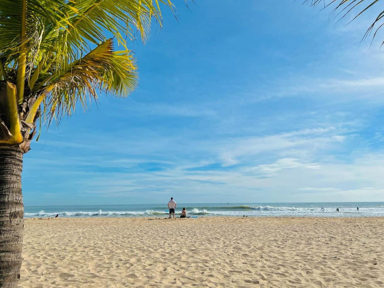 1 Seaview- 2 Gardenview 2Mins To The Beach - Luxury Condotel Фантхьєт Екстер'єр фото